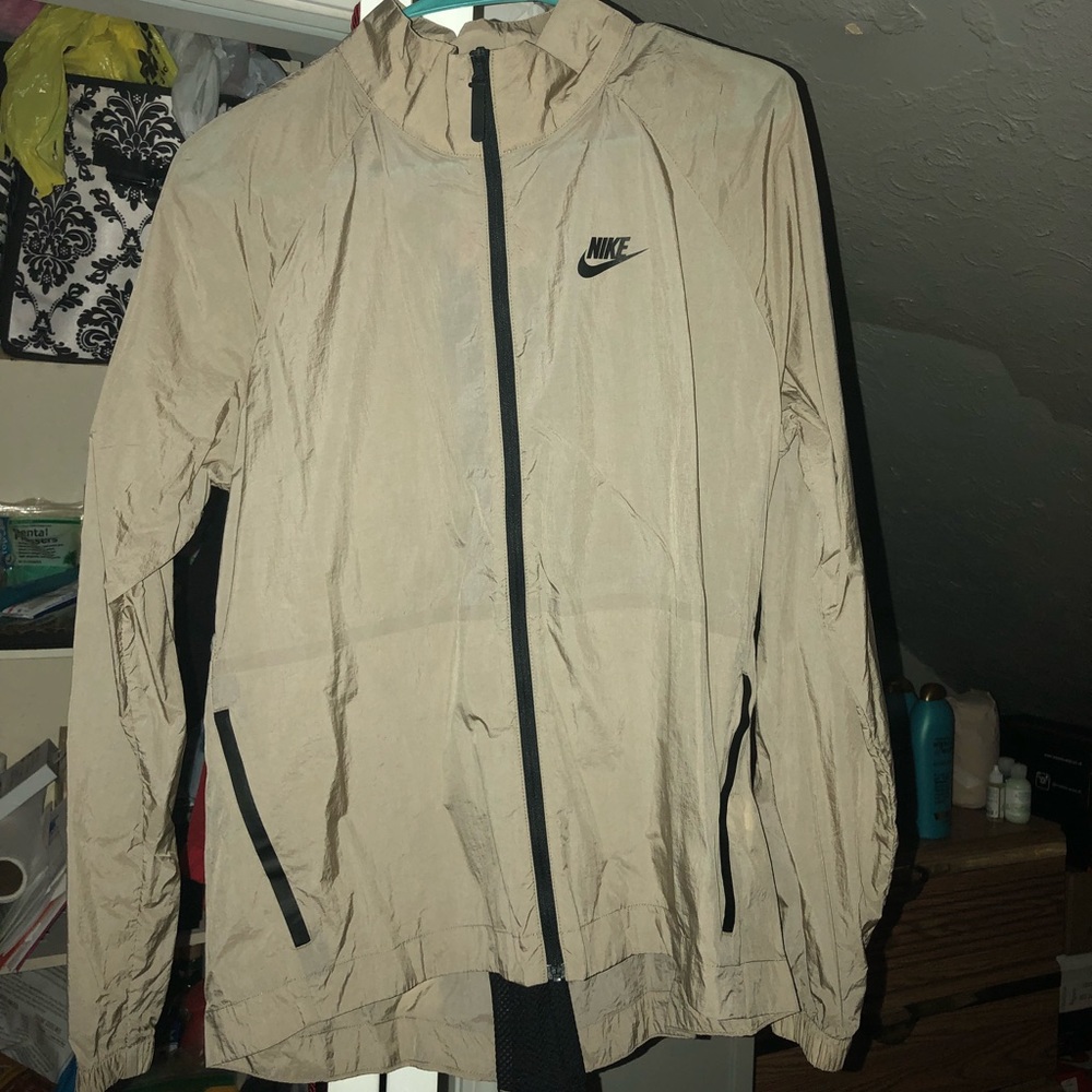 Nike windbreaker